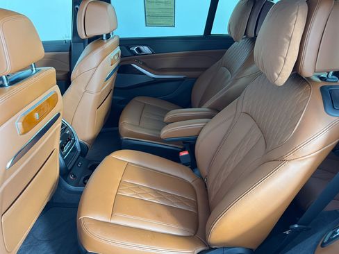 Certified 2025 BMW X7 M60i image 13
