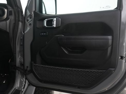 Used 2023 Jeep Wrangler Unlimited Sport AWD/4WD image 9