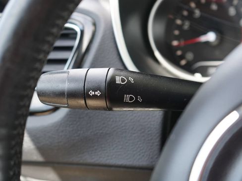 Used 2019 Jeep Compass Latitude AWD/4WD image 15