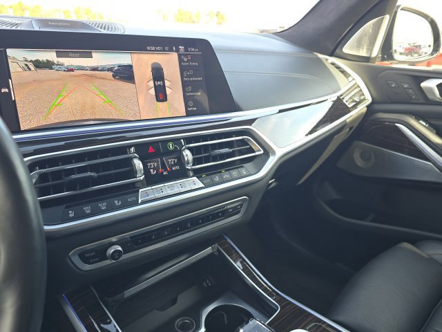Used 2021 BMW X7 M50i AWD/4WD image 36