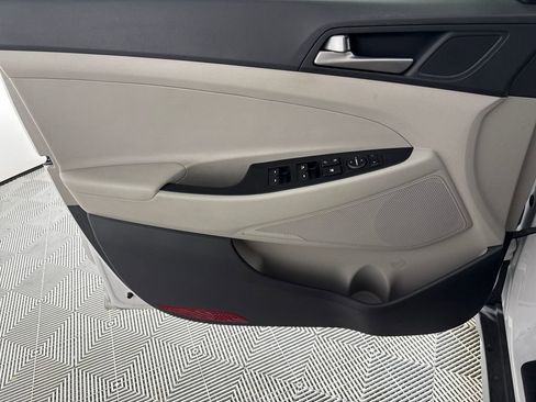Used 2018 Hyundai Tucson Value image 11