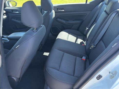 Used 2022 Nissan Altima 2.5 S FWD image 11