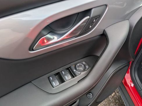 Used 2019 Chevrolet Blazer LT image 22