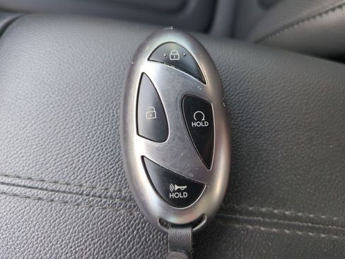 Certified 2025 Hyundai Santa Cruz SEL FWD image 37