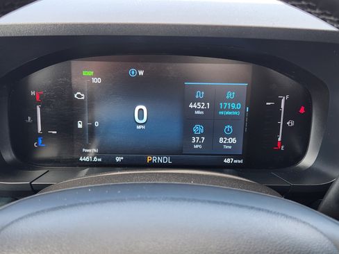 New 2026 Ford Maverick XLT w/ XLT Luxury Package FWD image 12