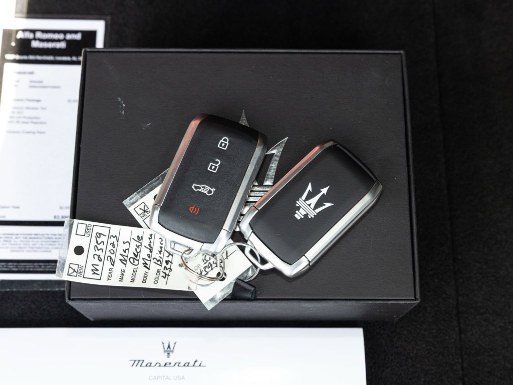 Used 2023 Maserati Grecale Modena AWD/4WD image 61