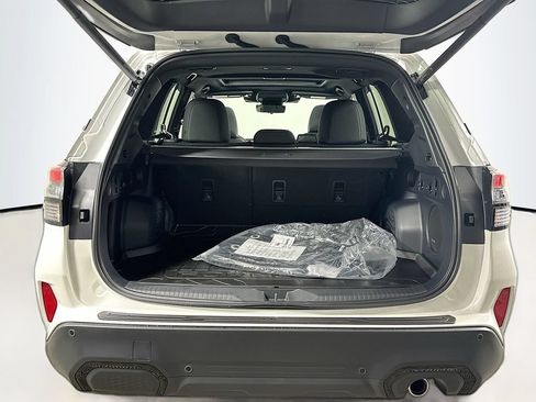 Used 2026 Subaru Forester Touring AWD/4WD image 16