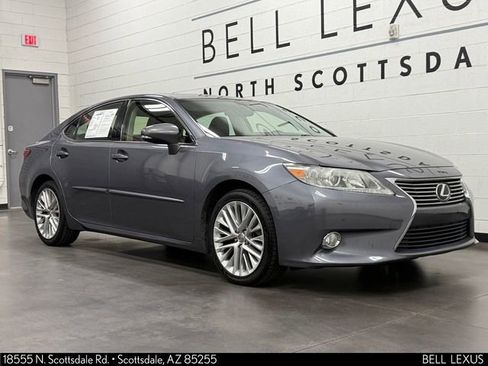 Used 2013 Lexus ES 350 w/ Luxury Pkg FWD image 2