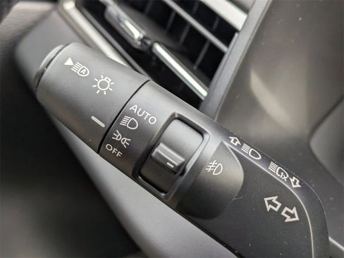 New 2026 Mitsubishi Outlander SE image 28