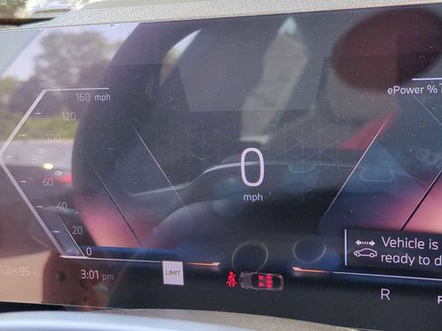 Used 2025 BMW i4 xDrive40i w/ Premium Package image 36