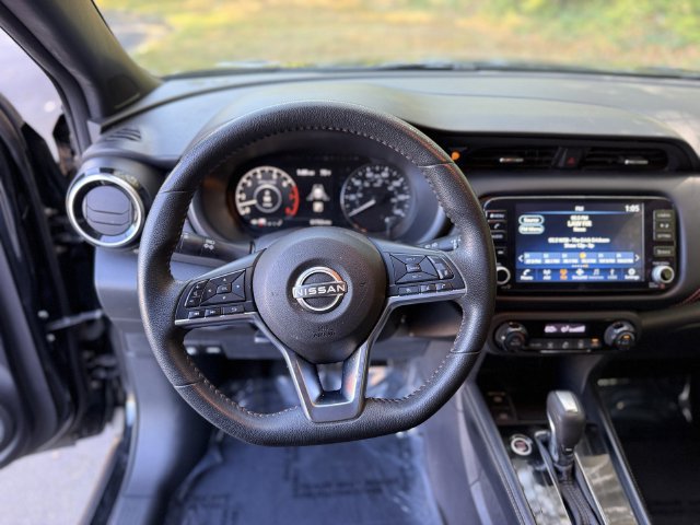 Used 2024 Nissan Kicks SR FWD image 18