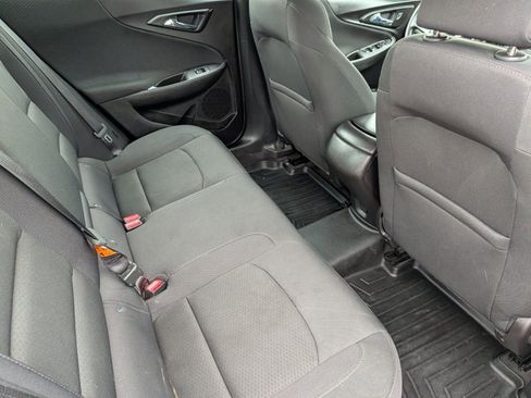 Used 2017 Chevrolet Malibu LS image 17