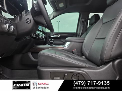 Used 2023 GMC Sierra 1500 SLT w/ SLT Premium Plus Package AWD/4WD image 11