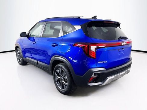 Used 2024 Kia Seltos S AWD/4WD image 7