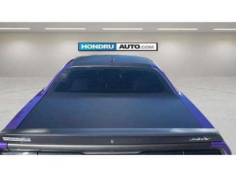 Used 2016 Dodge Challenger SRT Hellcat RWD image 13