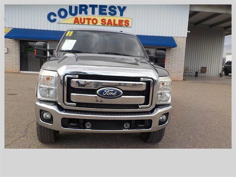 Used 2011 Ford F350 Lariat w/ Lariat Interior Pkg AWD/4WD image 15