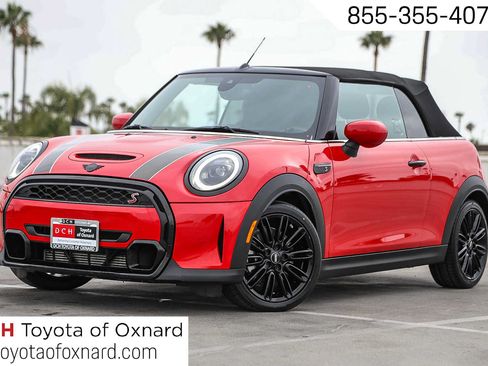 Used 2023 MINI Cooper S FWD image 1
