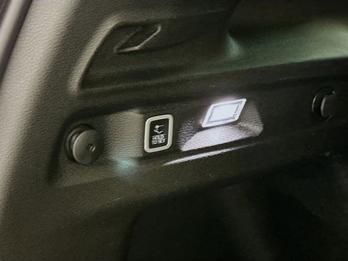 Used 2024 Jeep Grand Cherokee L Laredo image 31