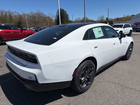 New 2026 Dodge Charger R/T AWD/4WD image 3