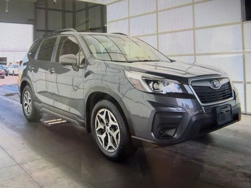 Used 2020 Subaru Forester Premium AWD/4WD image 1