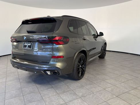 New 2026 BMW X5 xDrive40i w/ M Sport Package AWD/4WD image 9