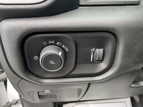 Used 2020 RAM 1500 Tradesman image 11