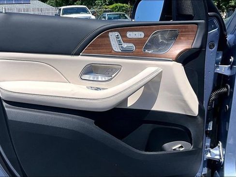 New 2026 Mercedes-Benz GLE 53 AMG 4MATIC image 13