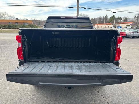 Used 2019 Chevrolet Silverado 1500 Custom Trail Boss w/ Custom Convenience Package image 8