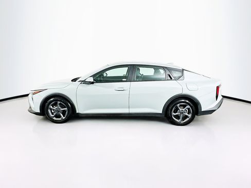 Used 2025 Kia K4 FWD image 4