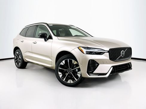 Used 2026 Volvo XC60 B5 Plus w/ Protection Package Premier AWD/4WD image 2