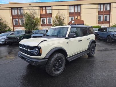 New 2025 Ford Bronco Outer Banks