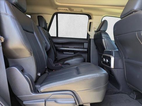 Used 2022 Ford Expedition XLT RWD image 20