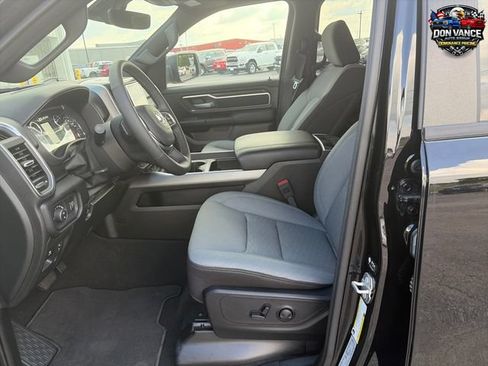 Used 2025 RAM 1500 Big Horn AWD/4WD image 10
