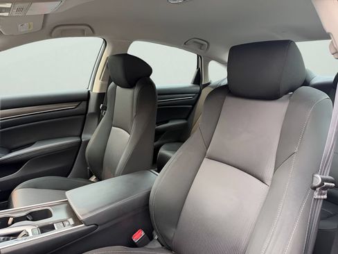 Used 2019 Honda Accord LX image 16