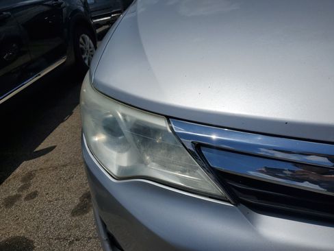 Used 2013 Toyota Camry LE FWD image 4