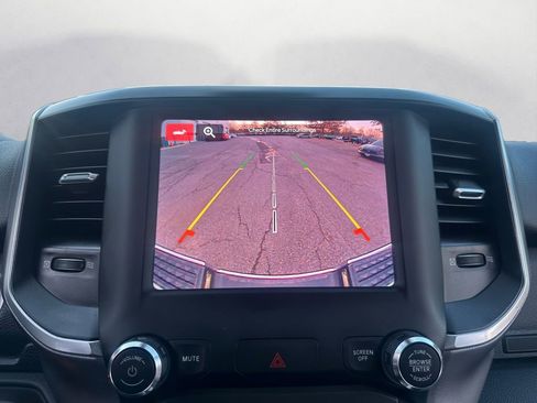 Used 2024 RAM 2500 Big Horn image 17