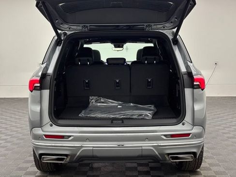 New 2026 Buick Enclave Avenir w/ Super Cruise Package AWD/4WD image 13