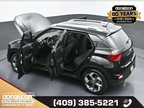 Used 2023 Hyundai Venue SEL w/ Cargo Package FWD image 26
