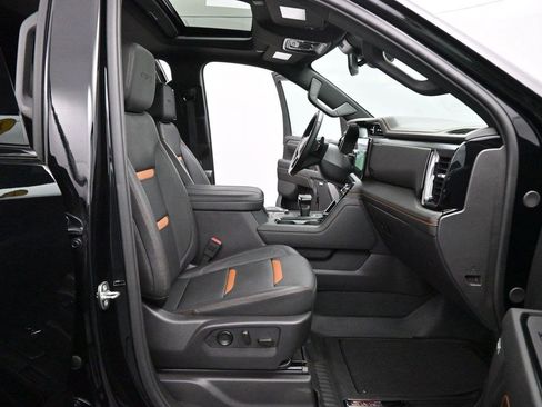 Used 2024 GMC Sierra 1500 AT4 w/ AT4 Premium Package AWD/4WD image 34