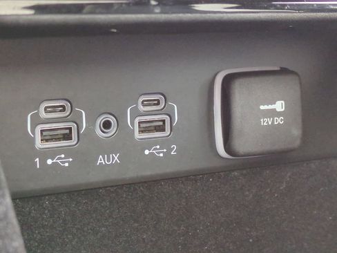 Used 2022 Jeep Grand Cherokee Overland image 33