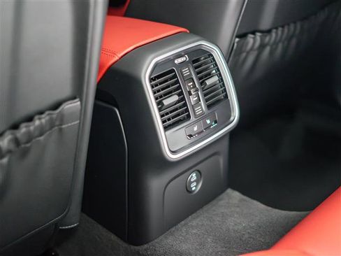 New 2026 Porsche Macan S image 29