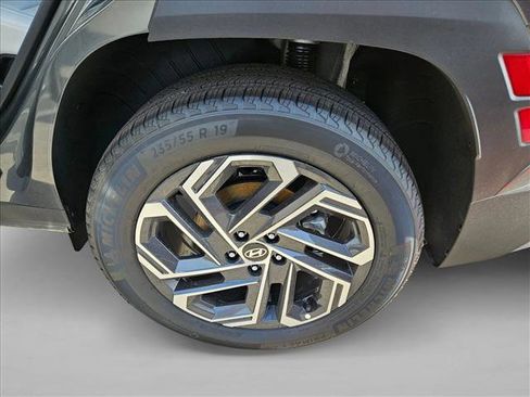 Used 2025 Hyundai Tucson Limited AWD/4WD image 9