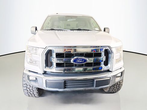 Used 2017 Ford F150 XLT RWD image 2