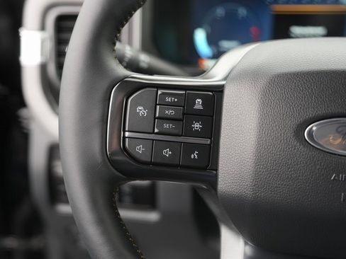 Used 2024 Ford F350 Platinum w/ FX4 Off-Road Package image 22