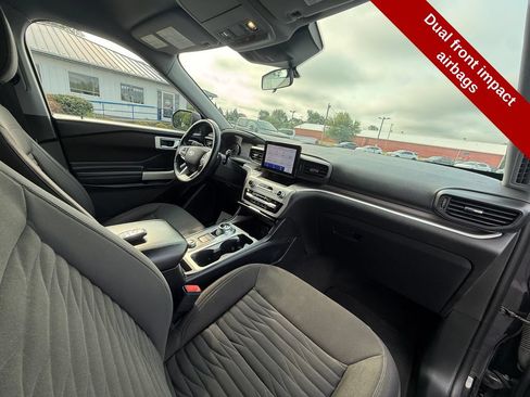 Used 2020 Ford Explorer XLT AWD/4WD image 45