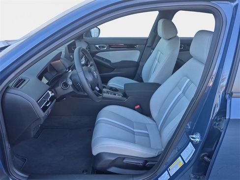 Certified 2025 Honda Civic Sport image 12