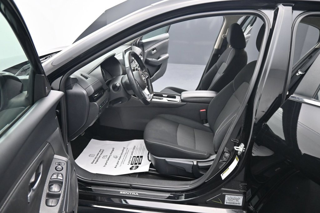 Used 2024 Nissan Sentra SV w/ All-Weather Package FWD image 17