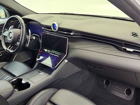 Used 2023 Maserati Grecale Modena image 27