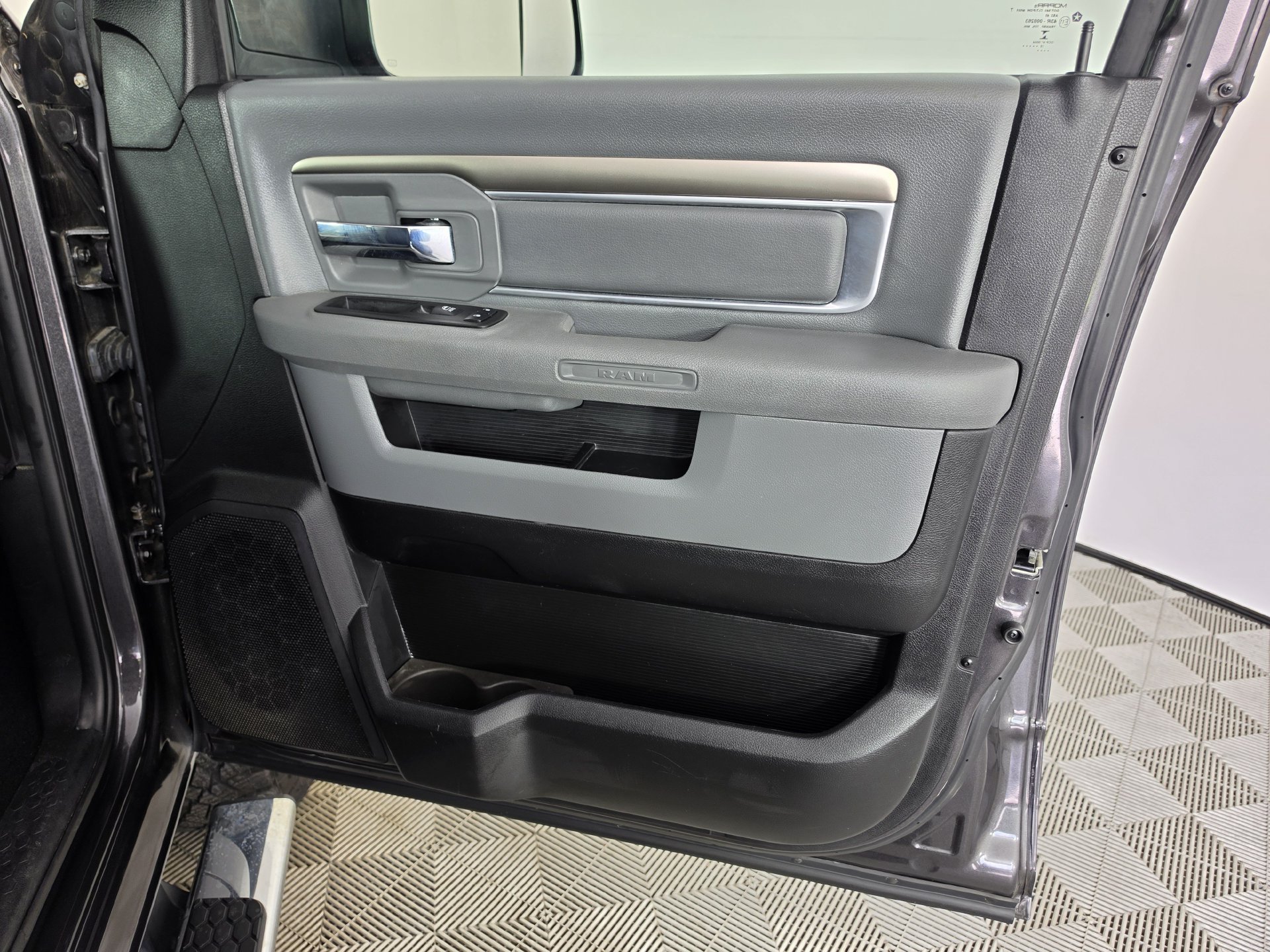 Used 2018 RAM 2500 Big Horn AWD/4WD image 34