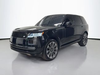 Used 2025 Land Rover Range Rover SE AWD/4WD video 1